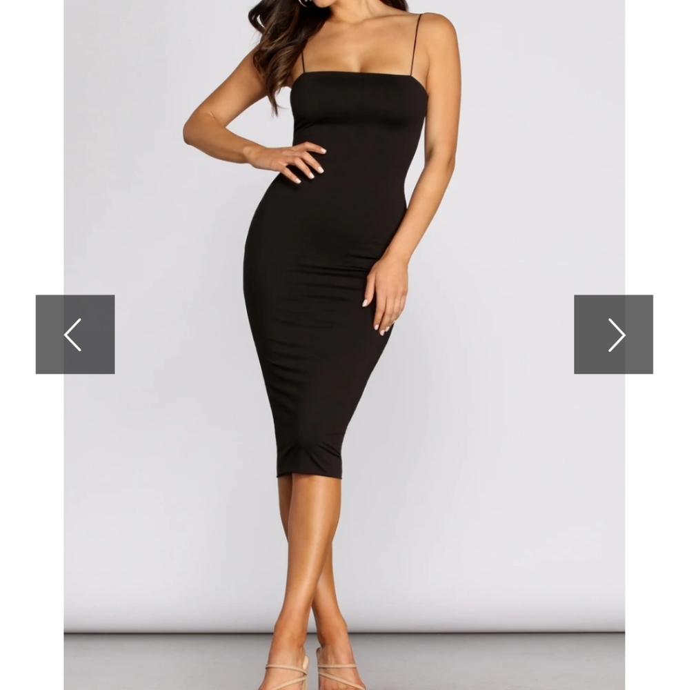 TURN ON THE CHARM SQUARE NECK MIDI DRESS